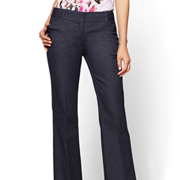 NY&C 7th Avenue Pant - Modern Boot- Sz 2 - NWT - Picture 1 of 2